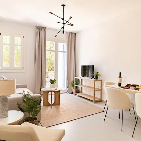 Sanders Paros Gardens *