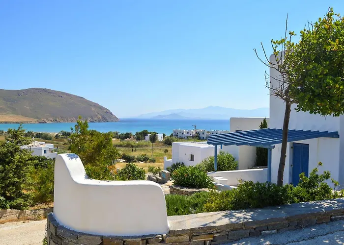 Sanders Paros Gardens Molos (Paros)